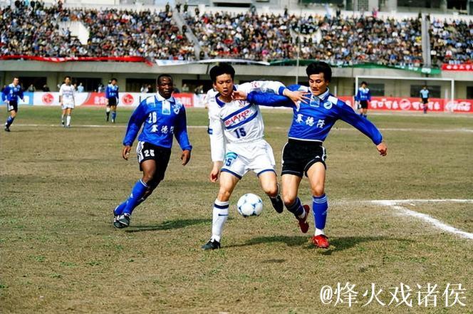 纳米比亚足球先驱艾里法斯-希武特:曾短暂加盟大连万达(下篇) 纳米比亚足球先驱艾里法斯-希武特:曾短暂加盟大连万达(下篇)